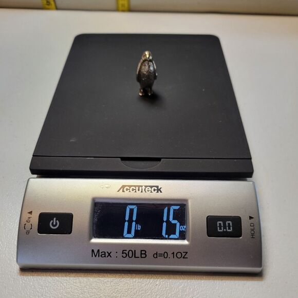 Penguin Metal Figurine Vintage Very Heavy 1.5" Game Piece  Miniature Collectible - Picture 7 of 7